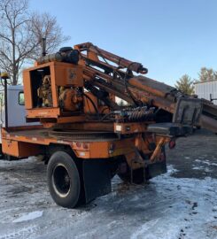 Used DP 1250-15H Post Driver on 1988 IH Chassis