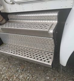 Truck 25 / 145232 – 2019 Kent T3 – GRT Round Sleeve Driver / Standard Post Driver System w/ Side Auger