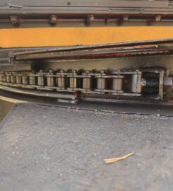 2002 International 4700 w/Side Ride GRT Auger