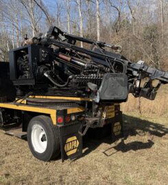 2002 International 4700 w/Side Ride GRT Auger