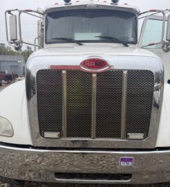 Peterbilt Flatbed 2016-Truck #100846