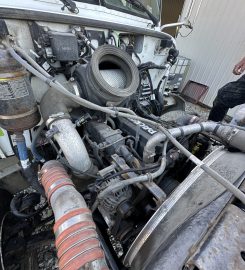 2015 Peterbilt Guardrail Pounder Truck (145785)