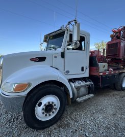 2015 Peterbilt Guardrail Pounder Truck (145785)