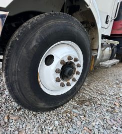 2015 Peterbilt Guardrail Pounder Truck (145785)