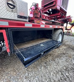 2015 Peterbilt Guardrail Pounder Truck (145785)