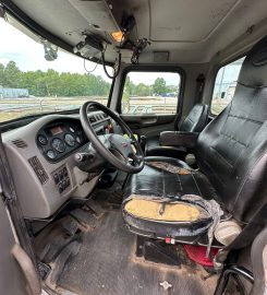 2016 Peterbilt GRT Zero-Tail-Swing Post Driver (145913)