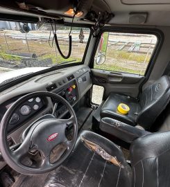 2016 Peterbilt GRT Zero-Tail-Swing Post Driver (145913)