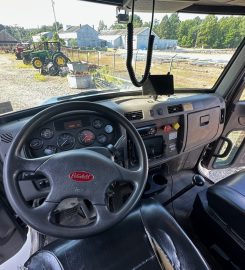2016 Peterbilt · GRT Zero-Turn Guardrail Pounder Truck (145973)
