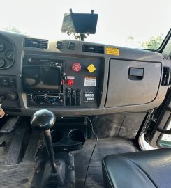 2016 Peterbilt · GRT Zero-Turn Guardrail Pounder Truck (145973)